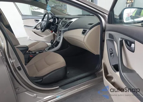 2016 Hyundai Elantra Se из США, поврежденный, VIN 5NPDH4AE2GH781967